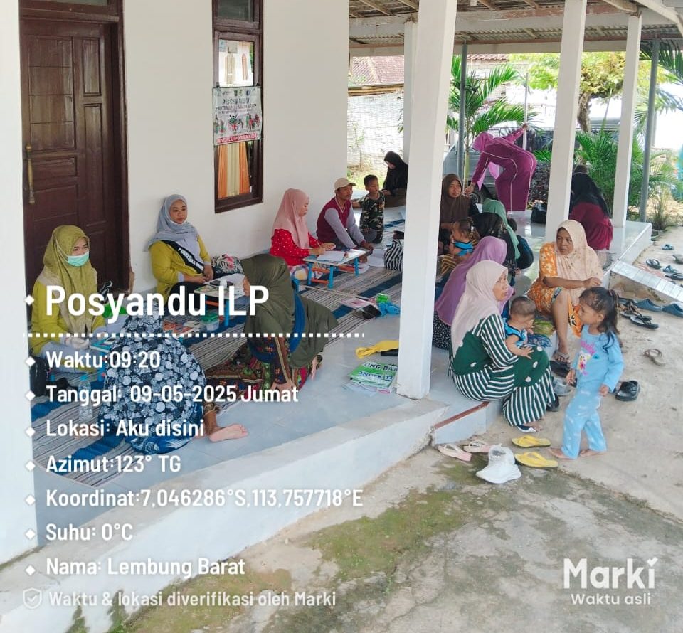 Sadar Kesehatan, Warga Desa Lembung Barat Antusias Datang Ke Posyandu
